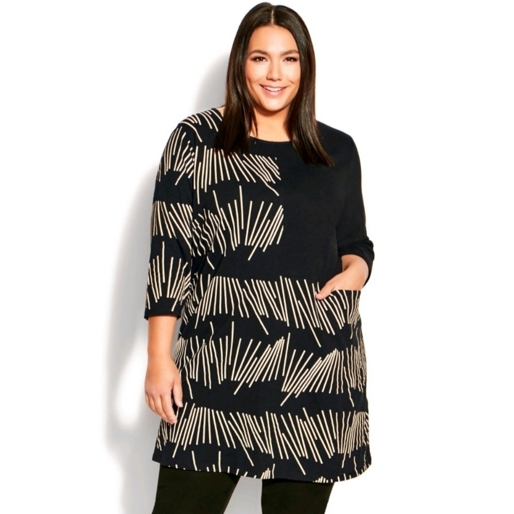 Avenue 3/4 sleeve Pickstix print tunic Black Size 22/24